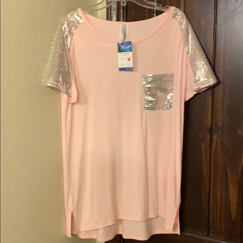 NWT pink sequin short sleeve sz M